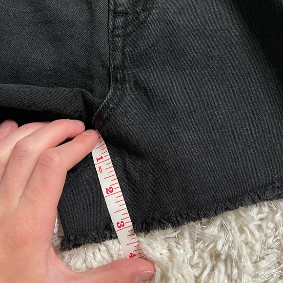 Madewell High Rise Black Denim Shorts Size 26 - Picture 12 of 12